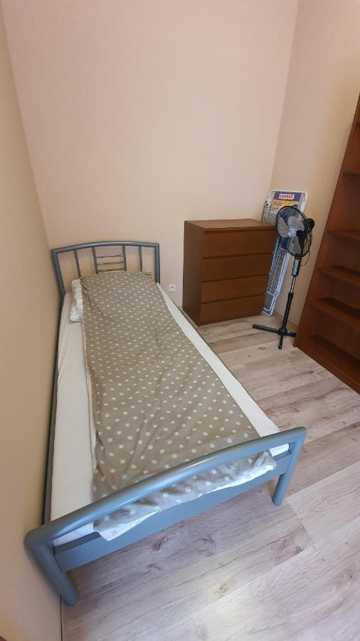 Aqua Apartman Тисауйварош Экстерьер фото