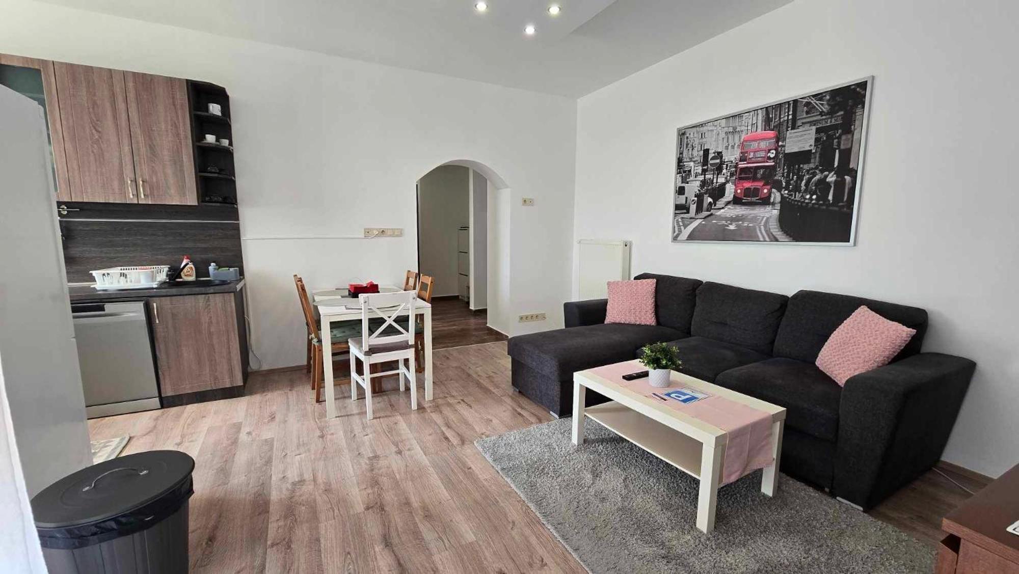 Aqua Apartman Тисауйварош Экстерьер фото